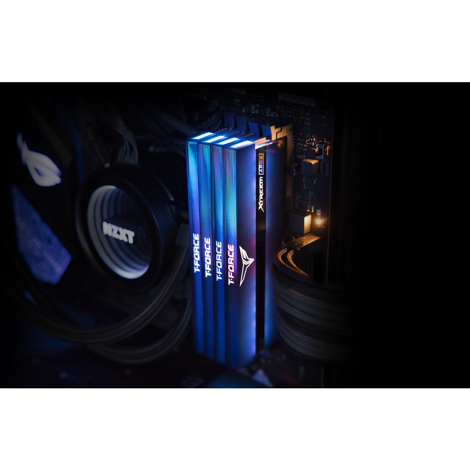 Team T-Force XTREEM ARGB 16GB Black Heatsink with ARGB LEDs (2 x 8GB) DDR4 3200MHz DIMM System Memory