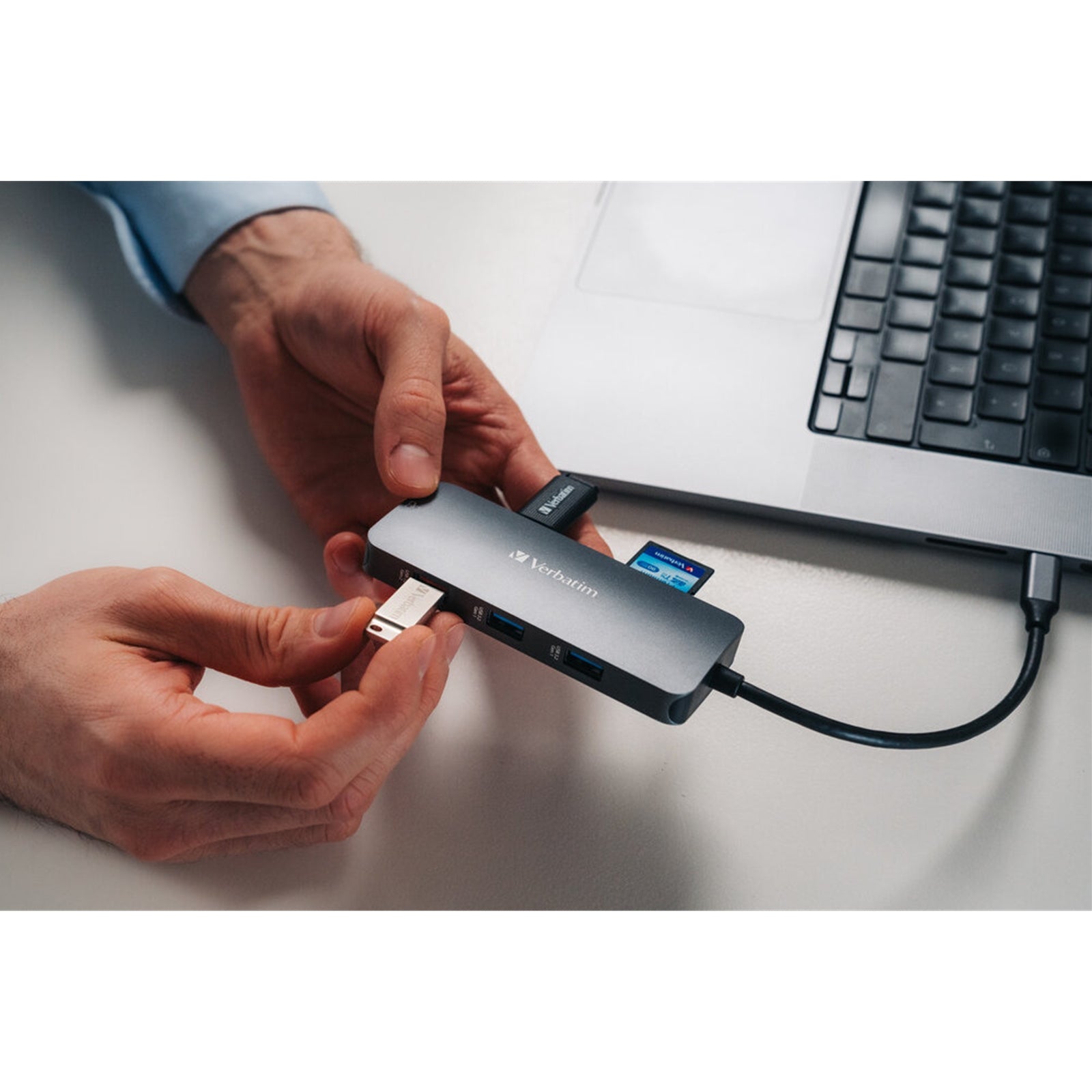 Verbatim (32152) USB-C Pro Multiport Hub 9 Port CMH-09