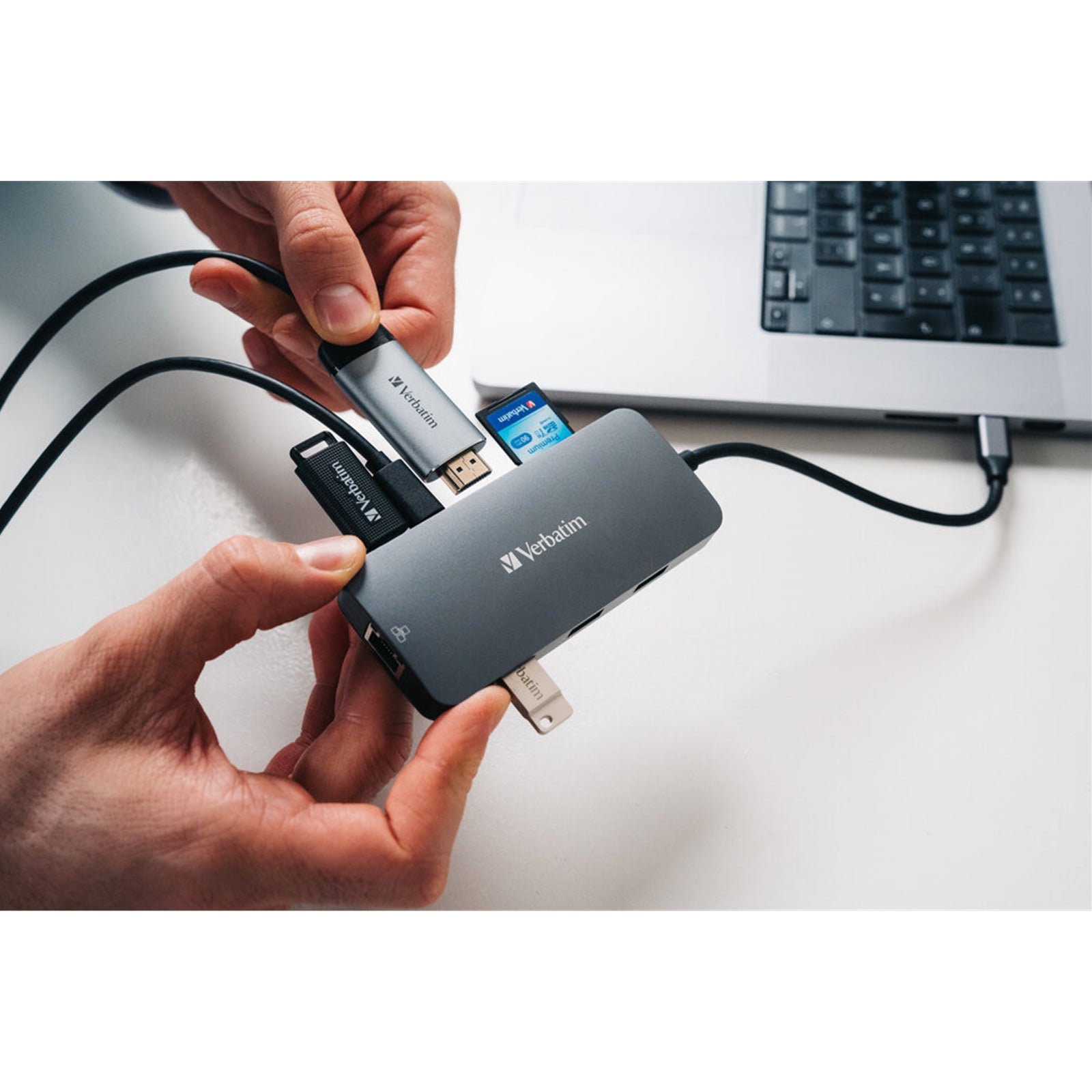 Verbatim (32152) USB-C Pro Multiport Hub 9 Port CMH-09